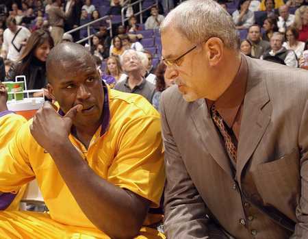 梅州客家主帅：今年我们同样很困难，球迷支持给予我们更多信心.