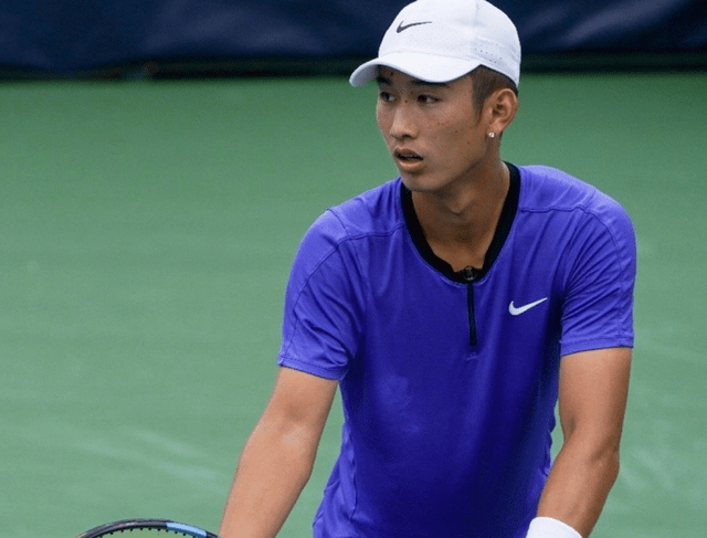 他在瞬间做 他在瞬间做